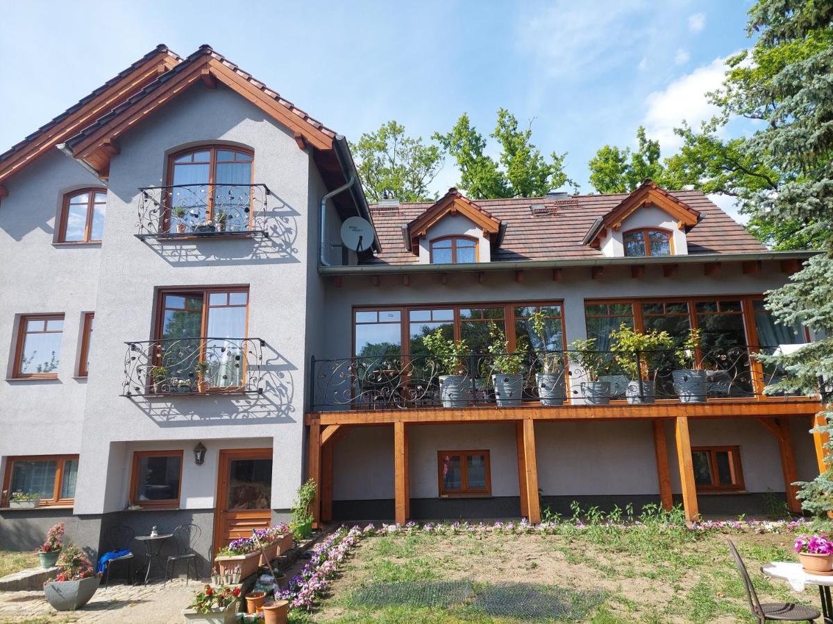 La Brigitte Et Bernd Hotel Hennigsdorf Kültér fotó